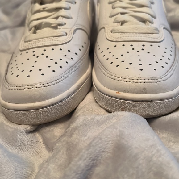 Nikes! - Picture 3 of 4